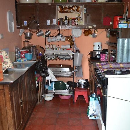 Hostal Morenos Antigua Buitenkant foto